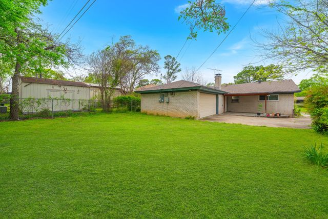 326 Countryside Drive, Irving, TX 75062