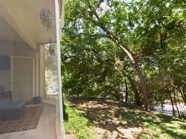 2450 Wickersham LN 501, Austin, TX 78741