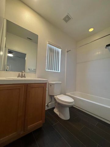 74081 W Petunia Place, Palm Desert, CA 92211