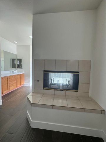 74081 W Petunia Place, Palm Desert, CA 92211