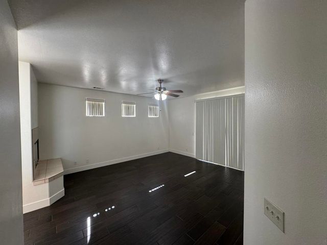 74081 W Petunia Place, Palm Desert, CA 92211