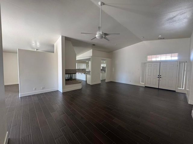 74081 W Petunia Place, Palm Desert, CA 92211