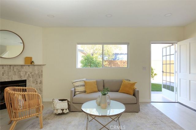 1737 N Lima St, Burbank, CA 91505