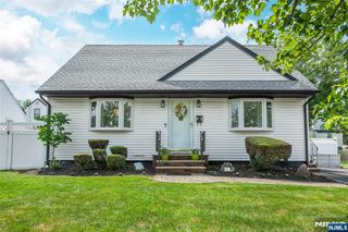 20 Bryant Avenue, Bloomfield, NJ 07003