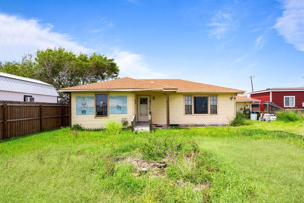 16 Copano Ridge, Rockport, TX 78382 — photo 2
