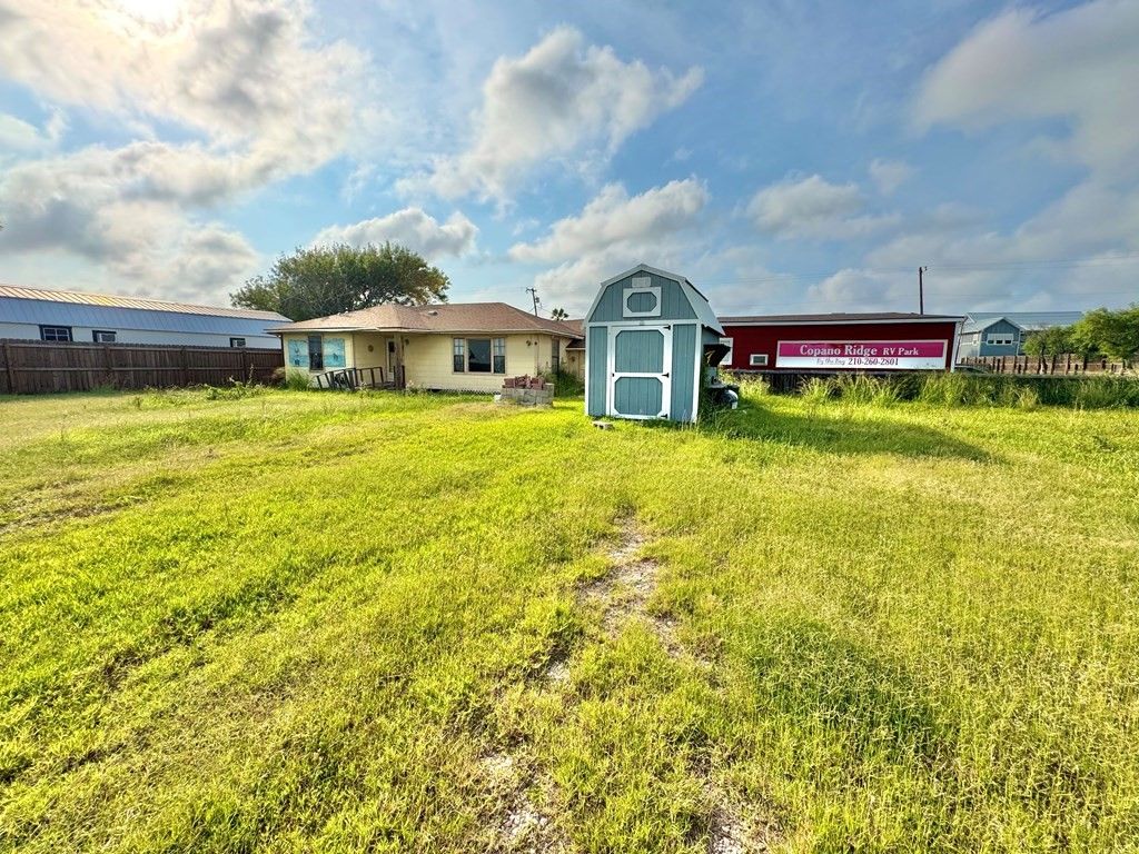 16 Copano Ridge, Rockport, TX 78382 — photo 4