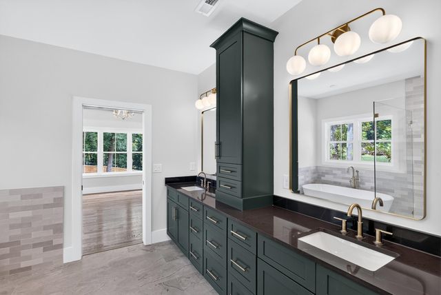 321 Dunbarton Court, Spartanburg, SC 29307