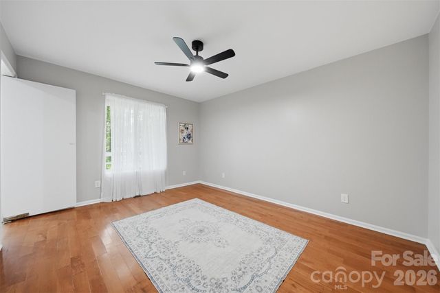 1420 11th Street Drive NW 23, Hickory, NC 28601
