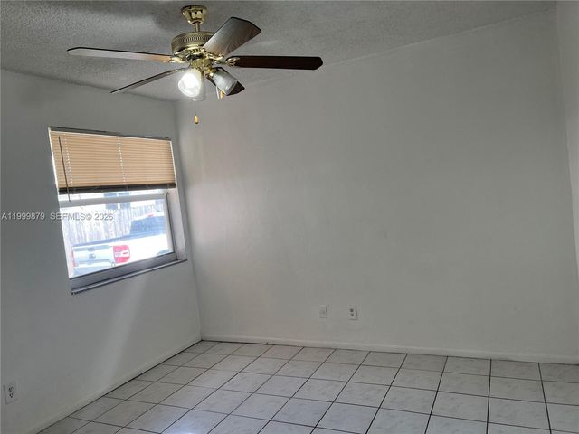 6328 Pierce St 0, Hollywood, FL 33024