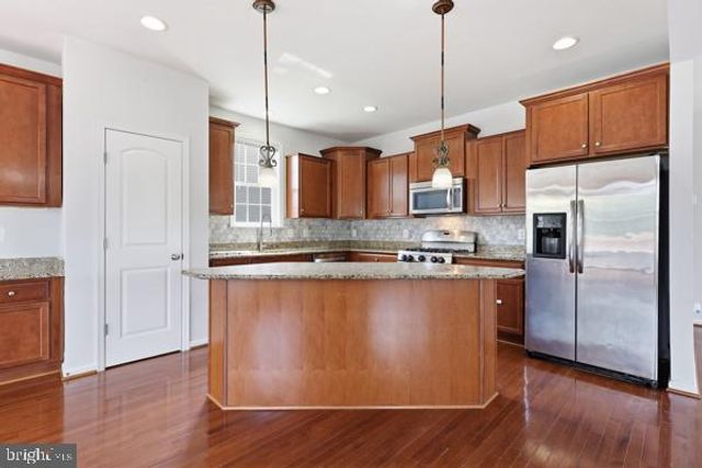 14982 GOSSOM MANOR PL, Haymarket, VA 20169