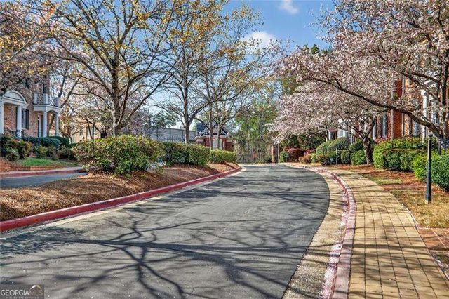 4623 Ivygate Circle SE, Atlanta, GA 30339