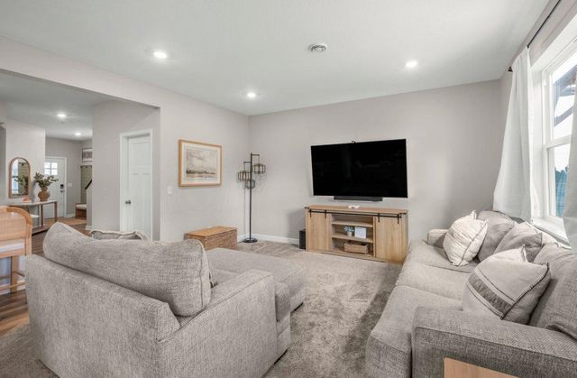 8006 Langley Avenue NE, Otsego, MN 55301