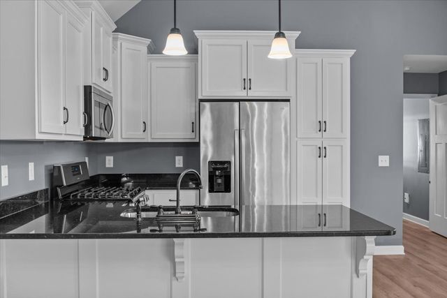 409 Pruett Rd, Dickson, TN 37055