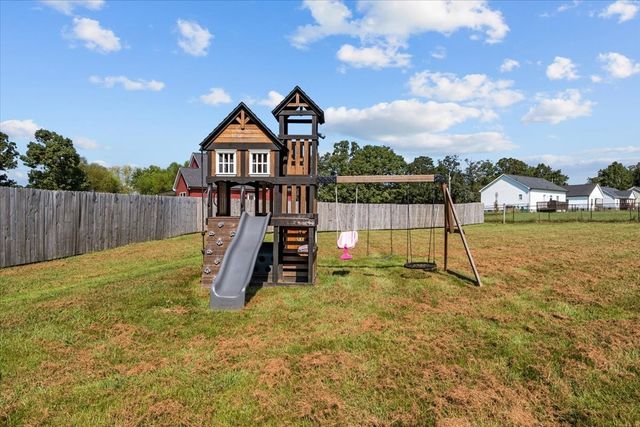409 Pruett Rd, Dickson, TN 37055
