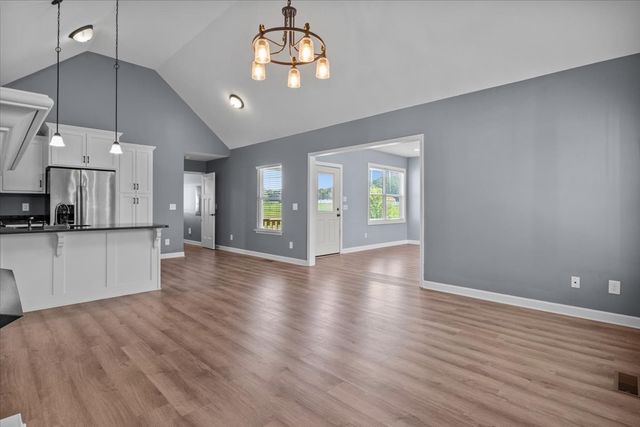 409 Pruett Rd, Dickson, TN 37055