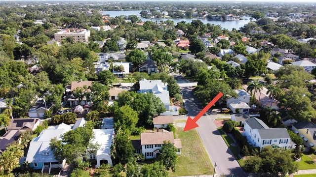 255 19TH AVENUE NE, St Petersburg, FL 33704
