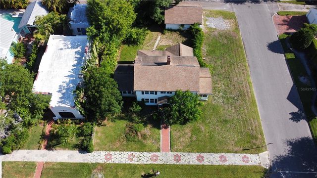 255 19TH AVENUE NE, St Petersburg, FL 33704