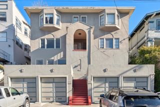 832 Walker, Oakland, CA 94610