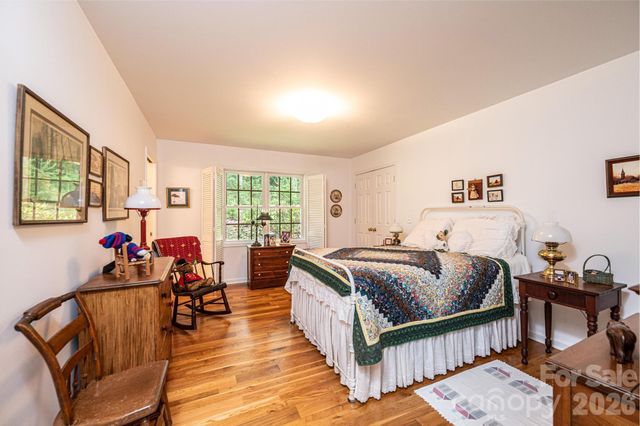 6889 Greedy Highway, Hickory, NC 28602