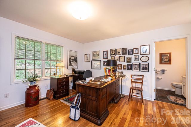 6889 Greedy Highway, Hickory, NC 28602