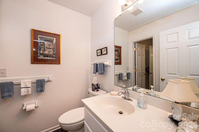 6889 Greedy Highway, Hickory, NC 28602