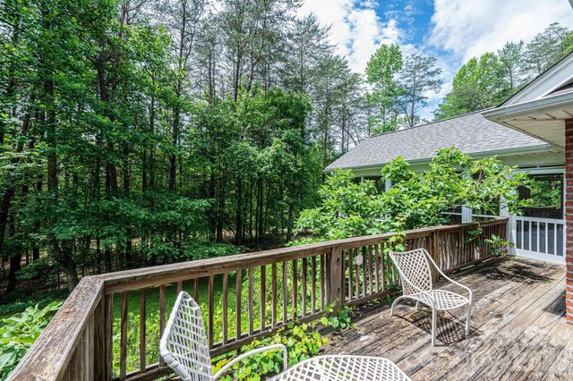 6889 Greedy Highway, Hickory, NC 28602
