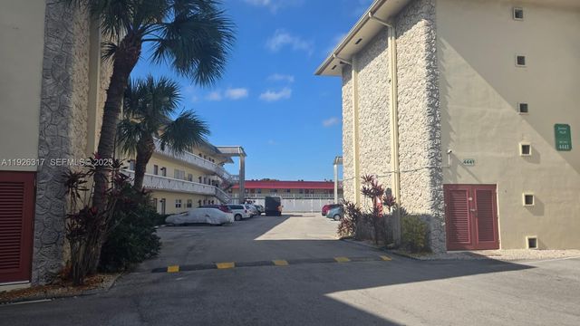 4441 NW 16th St J108, Lauderhill, FL 33313