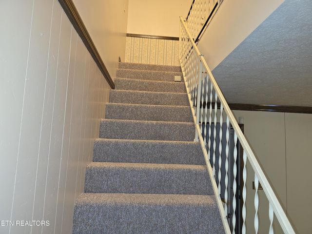 1203 Winchester Ave, Middlesboro, KY 40965