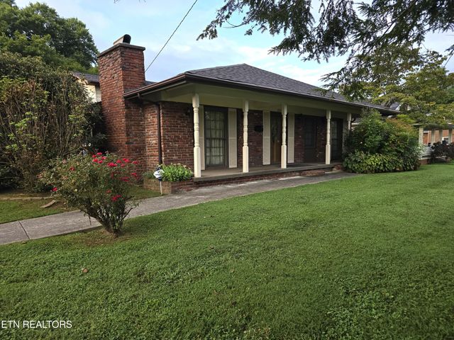 1203 Winchester Ave, Middlesboro, KY 40965