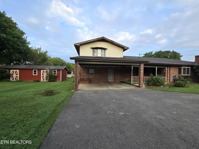 1203 Winchester Ave, Middlesboro, KY 40965
