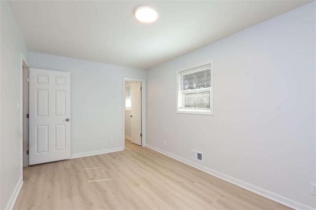 371 Roxbury Drive, Riverdale, GA 30274