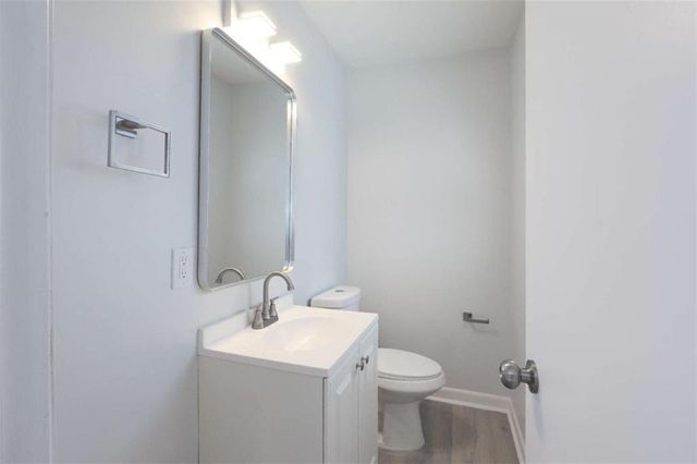 371 Roxbury Drive, Riverdale, GA 30274