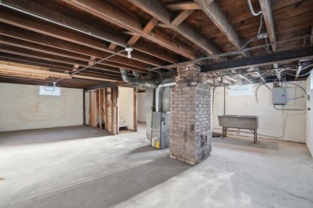 560 Ralston Street, Gary, IN 46406