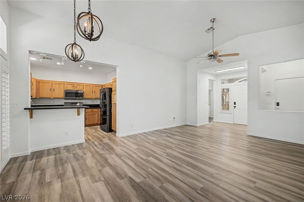10512 Courtney Cove Avenue, Las Vegas, NV 89144 — exterior