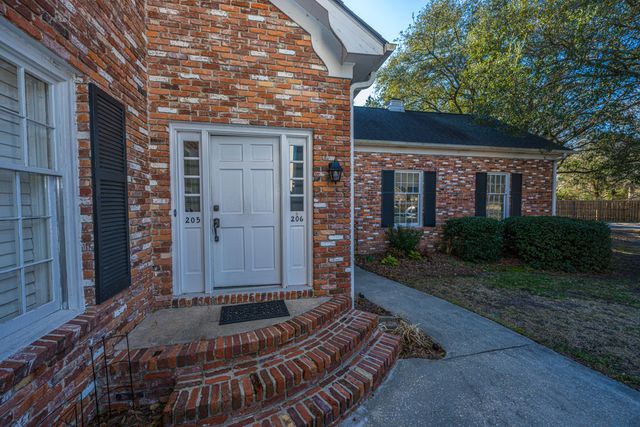 205 Woodlake Drive, Summerville, SC 29485