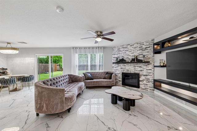 21202 Barker Canyon Lane, Katy, TX 77450