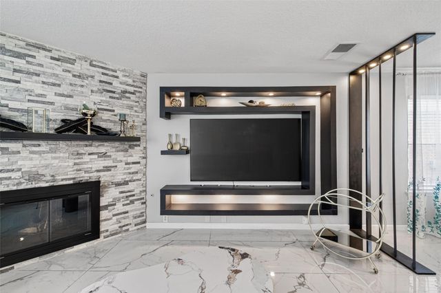21202 Barker Canyon Lane, Katy, TX 77450