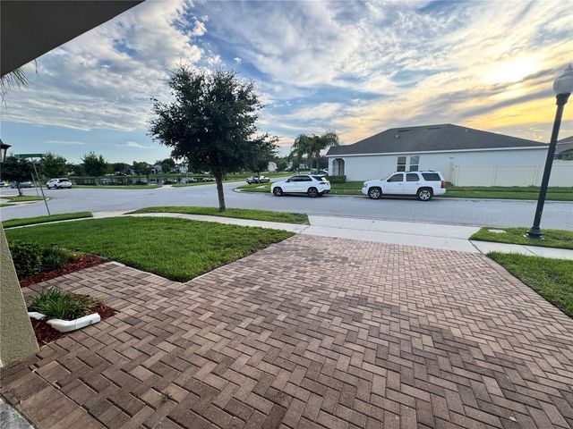 12093 STONE BARK TRAIL, Orlando, FL 32824