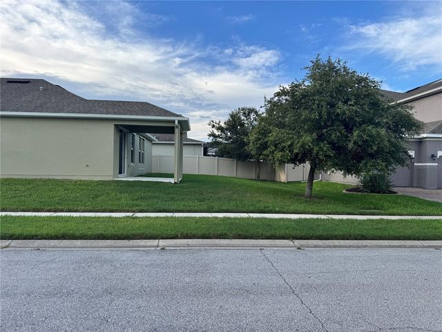 12093 STONE BARK TRAIL, Orlando, FL 32824