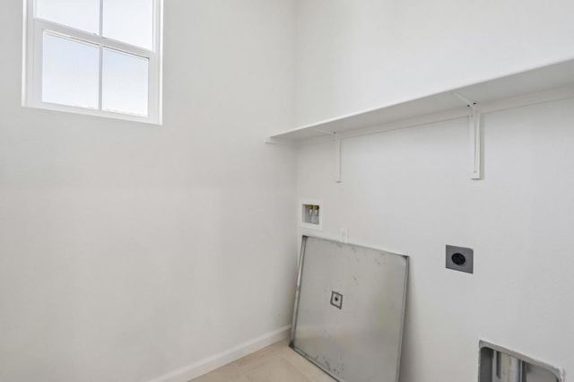 2221 Daisy Drive, Hollister, CA 95023