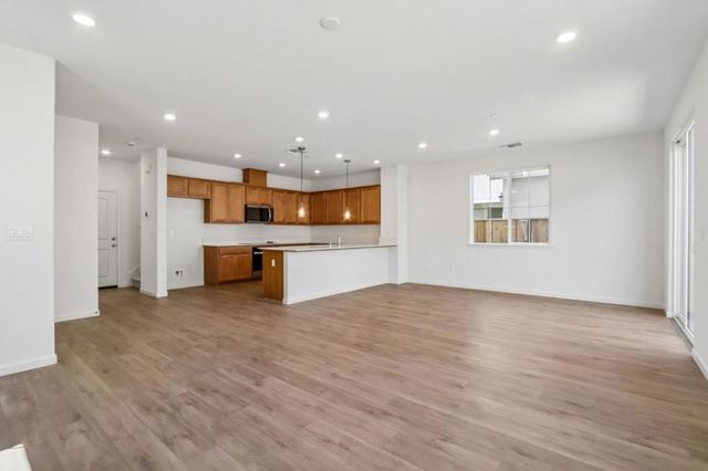 2221 Daisy Drive, Hollister, CA 95023
