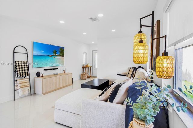 4641 SW 151st Ave, Miramar, FL 33027