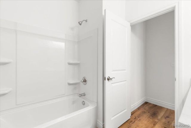 48504 Bridge Way 562, Canton Charter Township, MI 48188