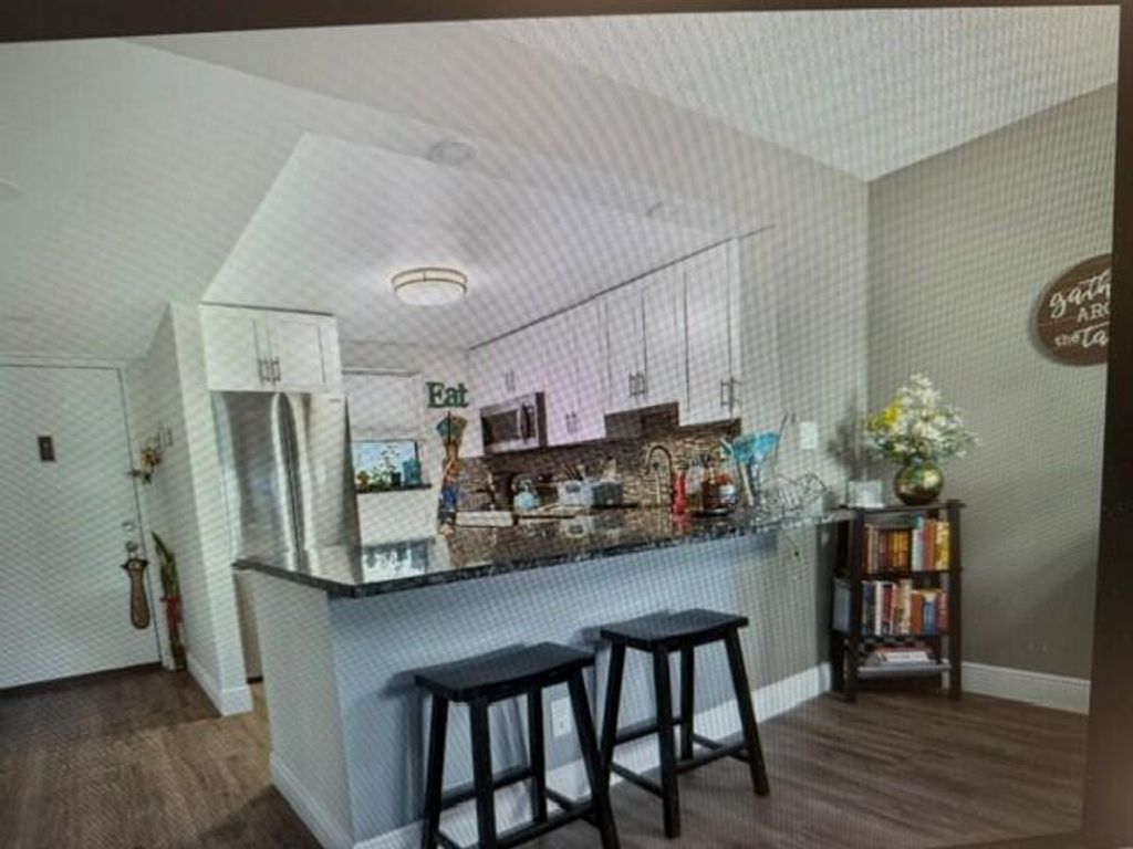 Image 13 of property listing at 2308 S Cypress Bend Drive #123, Pompano Beach, FL 33069
