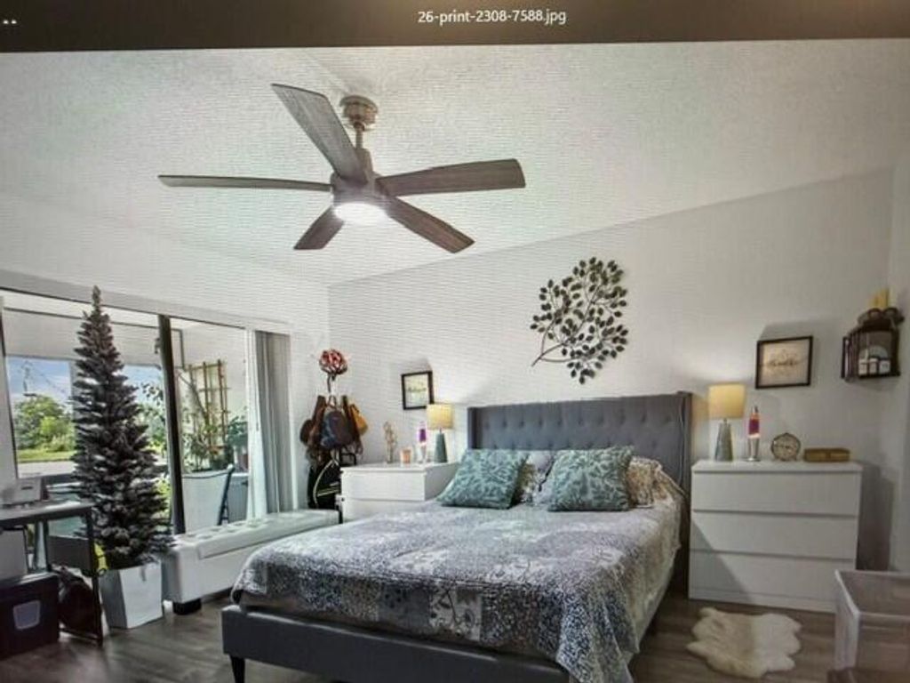Image 20 of property listing at 2308 S Cypress Bend Drive #123, Pompano Beach, FL 33069
