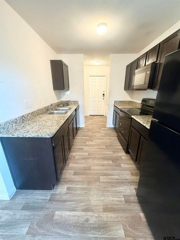 920 Crosby St, Tyler, TX 75701