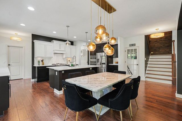 5310 Black Oaks Lane N, Plymouth, MN 55446
