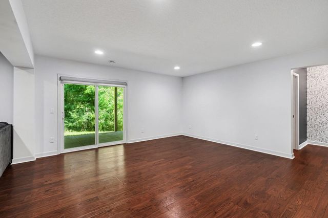 5310 Black Oaks Lane N, Plymouth, MN 55446