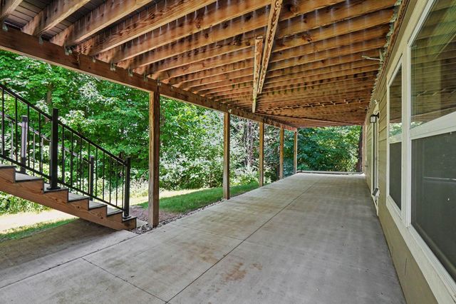 5310 Black Oaks Lane N, Plymouth, MN 55446