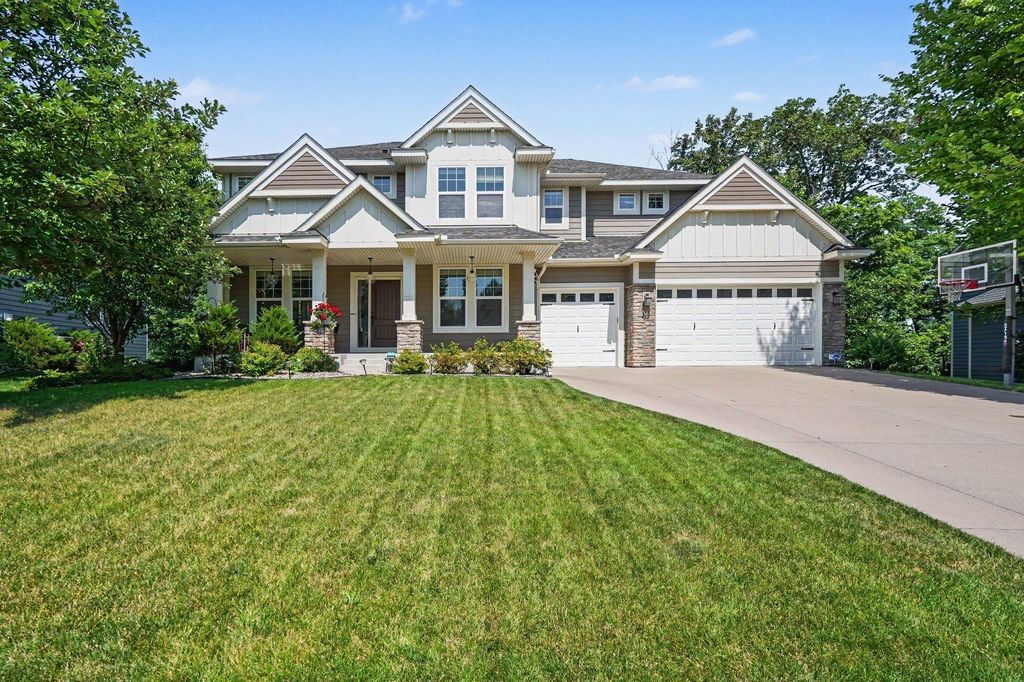 5310 Black Oaks Lane N, Plymouth, MN 55446
